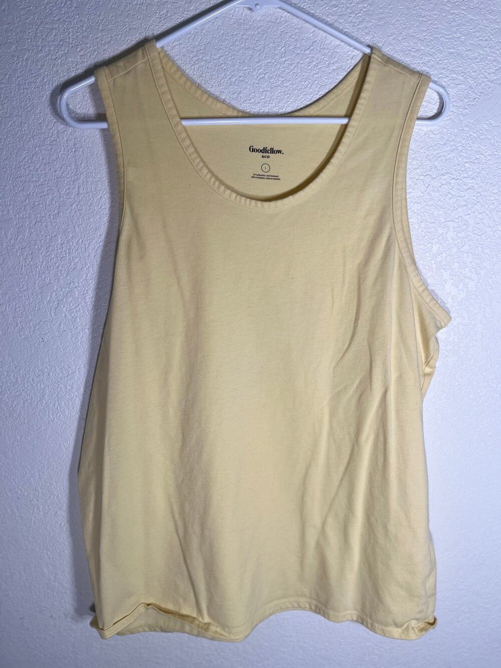 Goodfellas Large mens yellow tank top-NWOT
